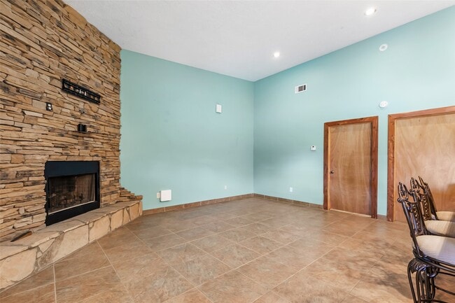 Building Photo - 4161 FM 2666 Rd