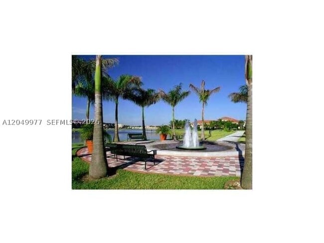 Building Photo - 2544 Centergate Dr