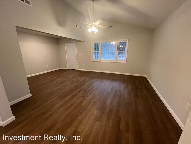 Building Photo - 2 br, 2 bath House - 18030 Superior Road