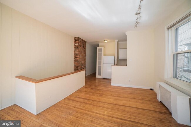 Foto del edificio - 2108 Pine St
