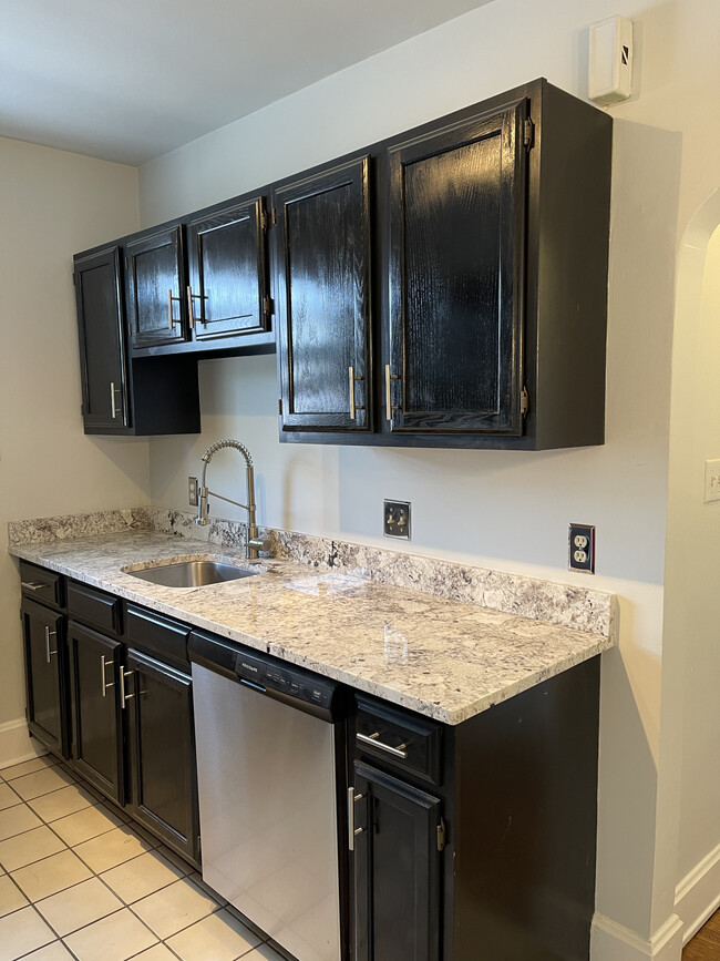 Brand new granite counters, stainless appliances, deep sink and faucet - 3863 Marburg Ave