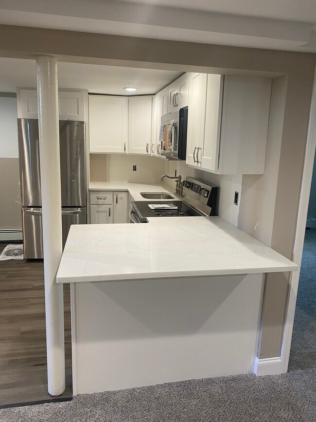 Counter Seating - 49 Frederick St