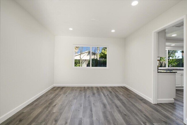 Foto del edificio - 6304 Mountford Dr