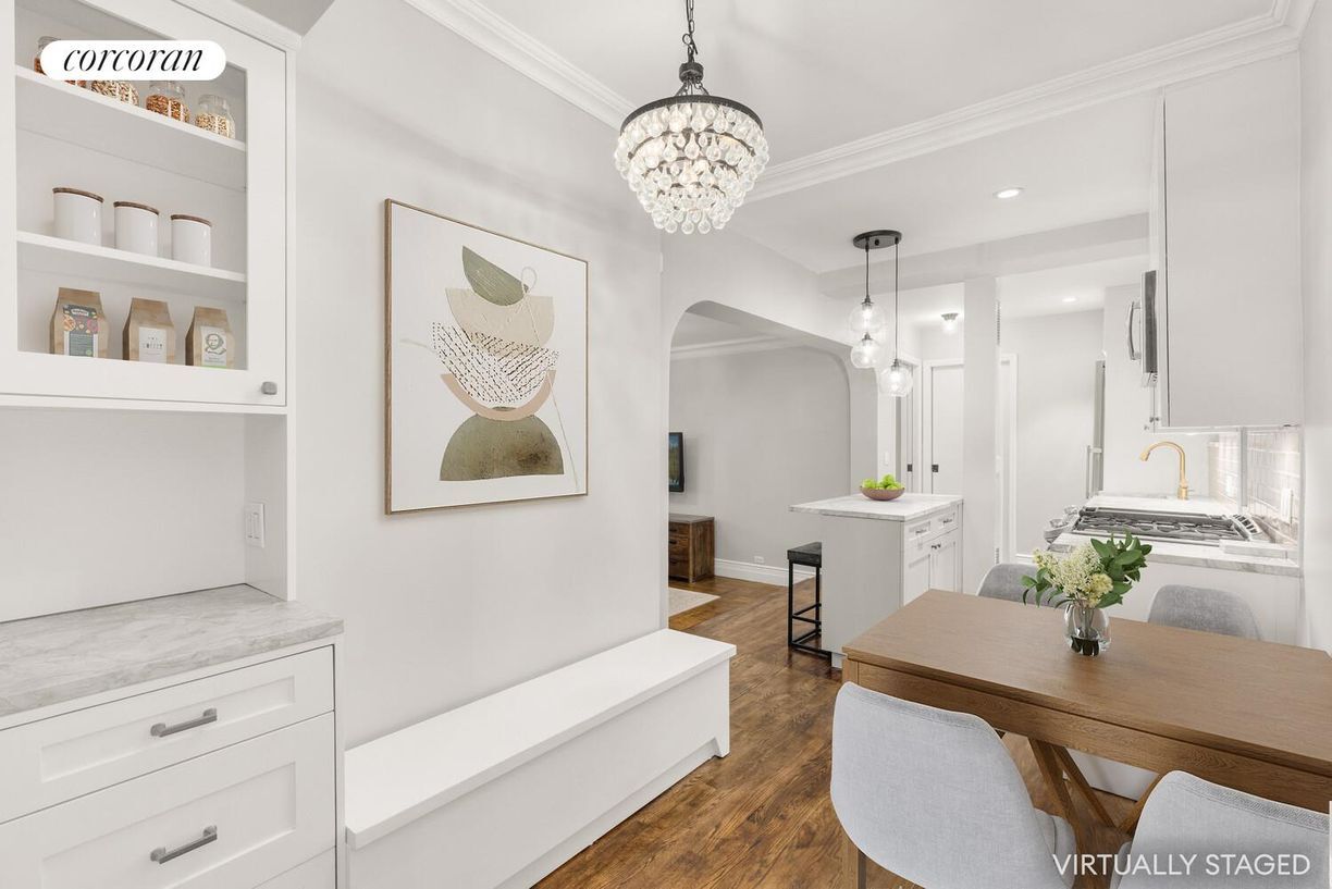 Foto principal - 210-218 W 19th St