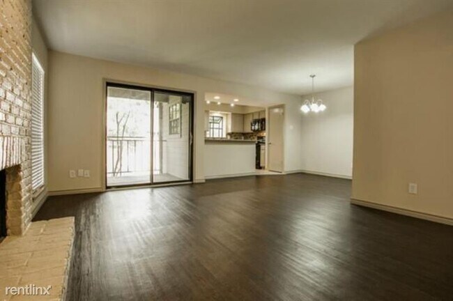 Building Photo - 15221 Berry Trail