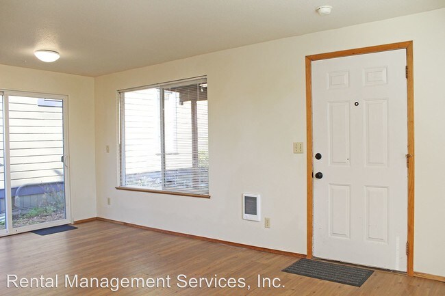 Foto del edificio - 548-550 NE Tillamook St