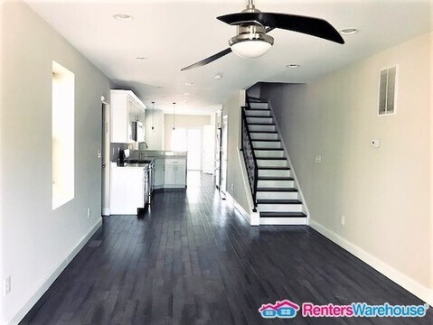 Foto del edificio - 3503 Falls Rd