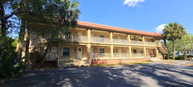 Building Photo - 110 Broward St