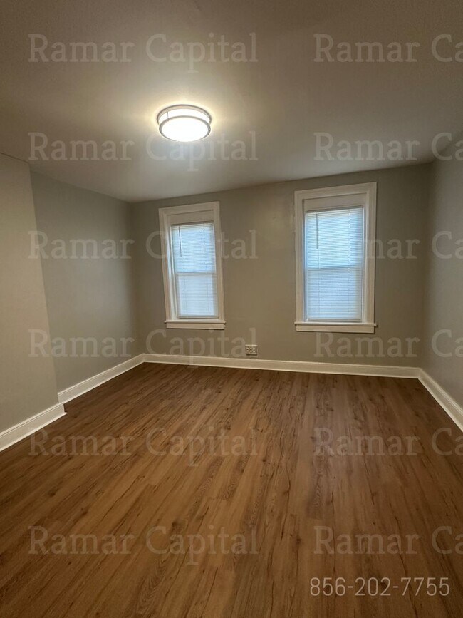 Foto del edificio - Cozy 3-Bedroom in the Heart of Downtown Ca...