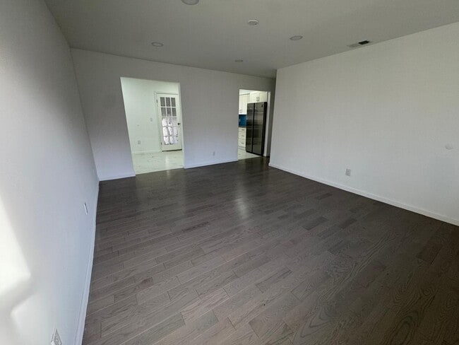 Foto del edificio - 264 Middlesex Ave