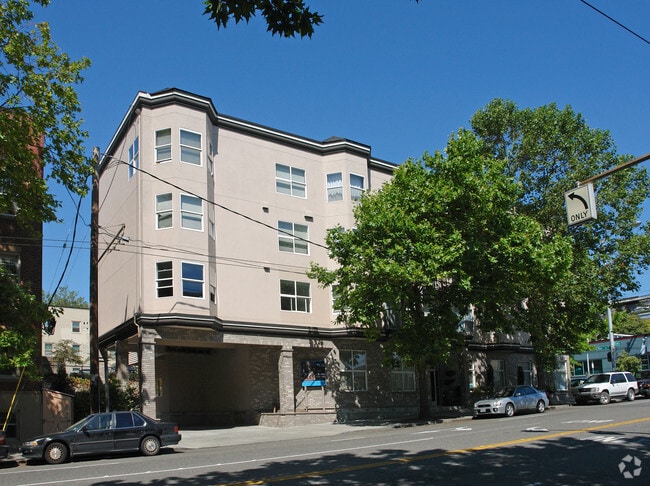 Building Photo - Fifth & Roy Apartments