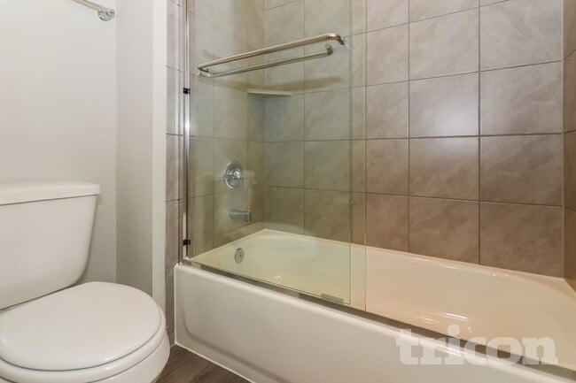 Foto del edificio - 2326 Cohorn Trl