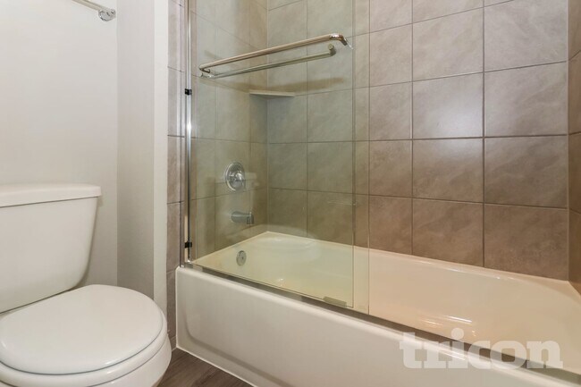 Foto del edificio - 2342 Cohorn Trl