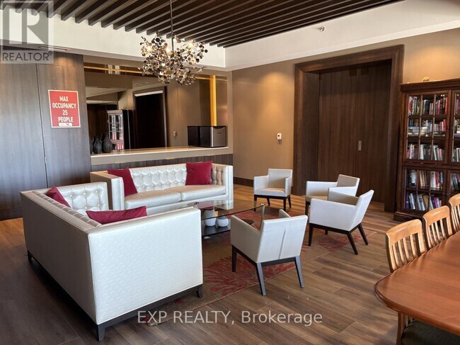 Photo du bâtiment - 1035 Bank St