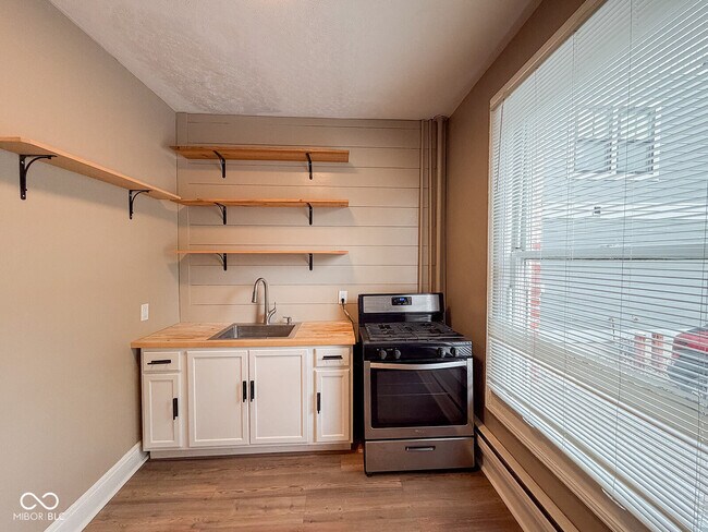 Foto del edificio - 1717 N Talbott St