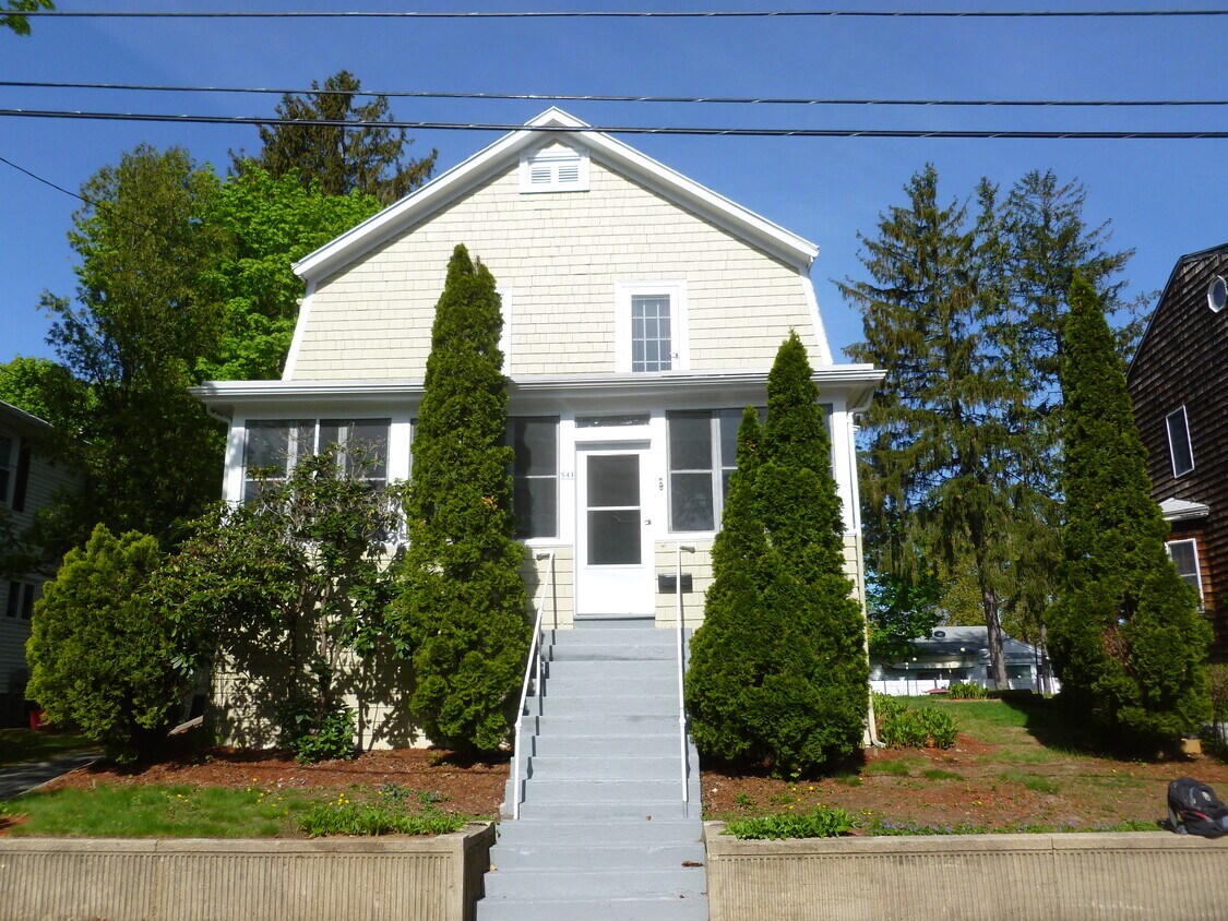 Primary Photo - 41 Upland Rd