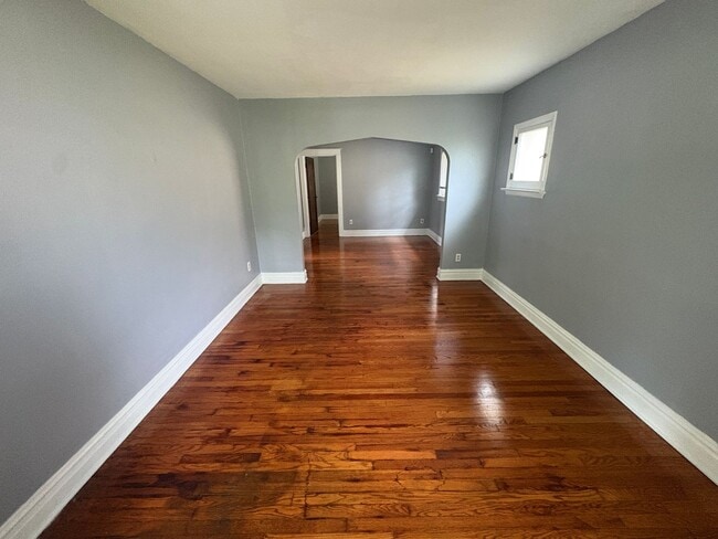 Building Photo - Charming & Updated 3BR Home with Huge Yard & Storage