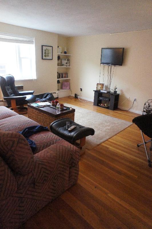 Foto del edificio - 53 Colborne Rd