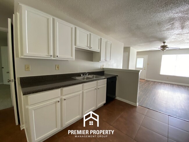 Foto del edificio - 4448 Kings Valley Cove W