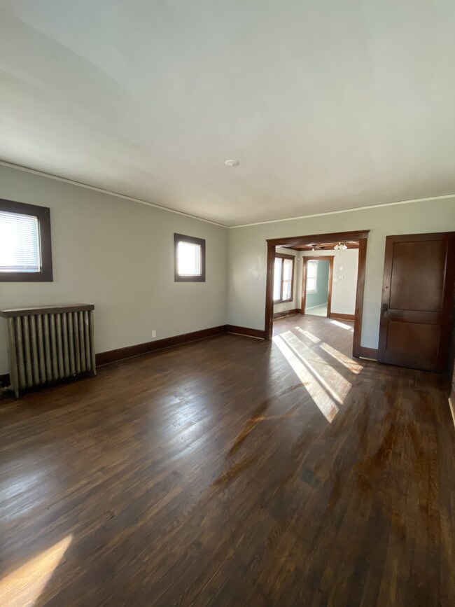 Foto del edificio - 1493 W. Grand Blvd
