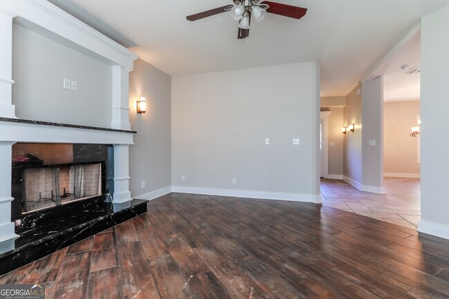 Foto del edificio - 2973 Cascade Cir