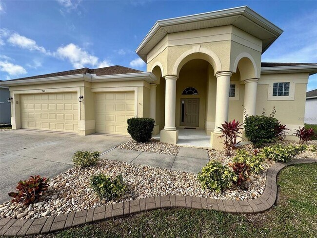 Building Photo - 9423 Rosebud Cir