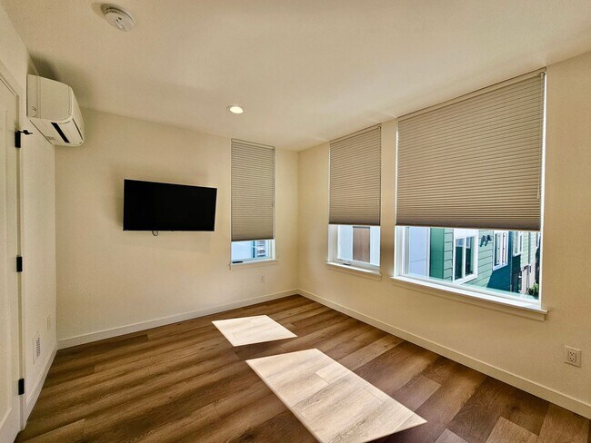 Foto del edificio - Experience Modern Living in the Heart of N...