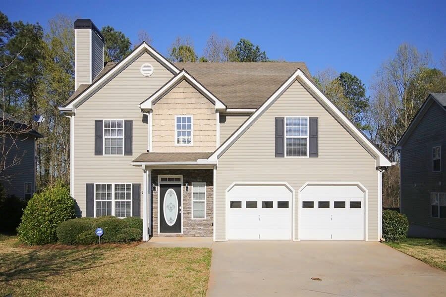 Primary Photo - 204 Mackenzie Ct