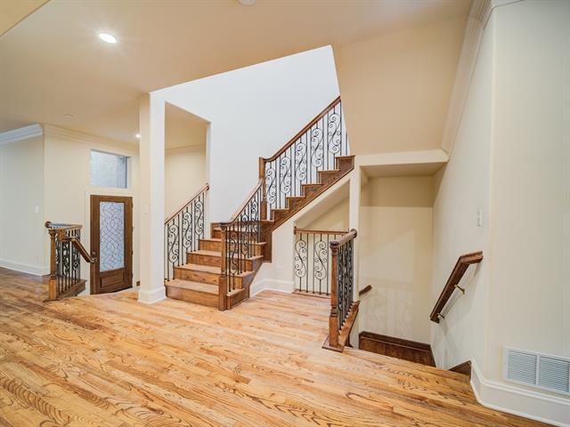 Building Photo - 1512 Pecos St