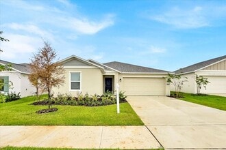 Building Photo - 2398 McKinley Dr