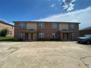 Building Photo - 4106 Shasta Rd