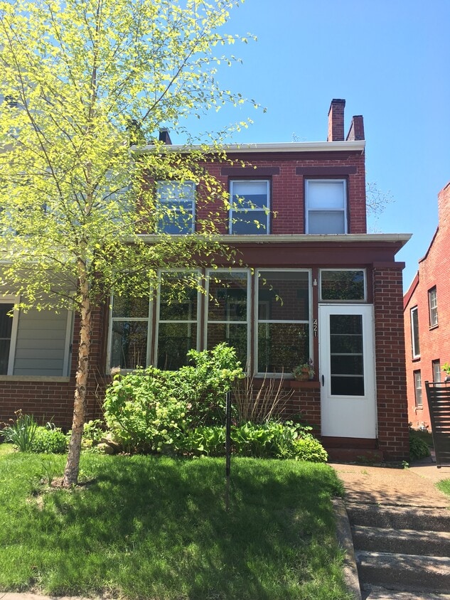 421 Summit Street - 421 Summit St