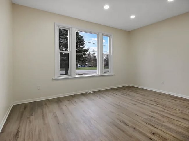 Building Photo - 10450 W 93rd Ave