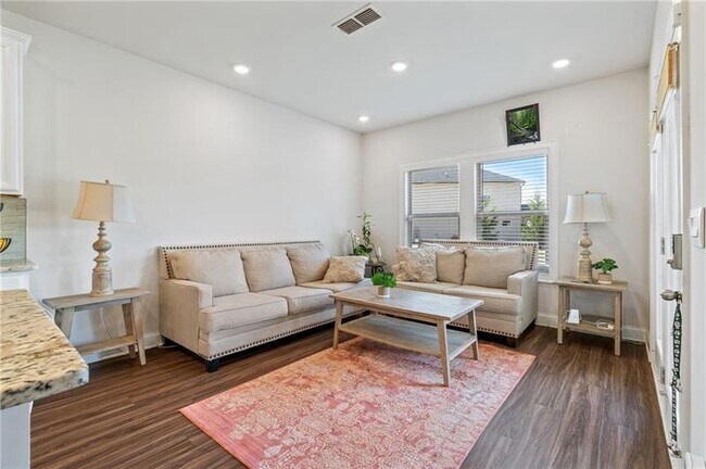 Foto del edificio - 6505 Trailway Trace