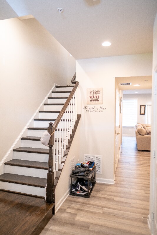 Foto del edificio - 4711 Six Forks Dr