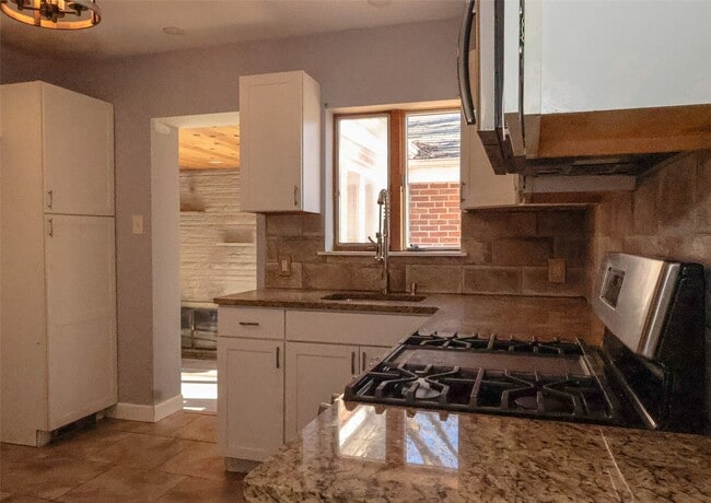 Building Photo - 934 Forder Rd