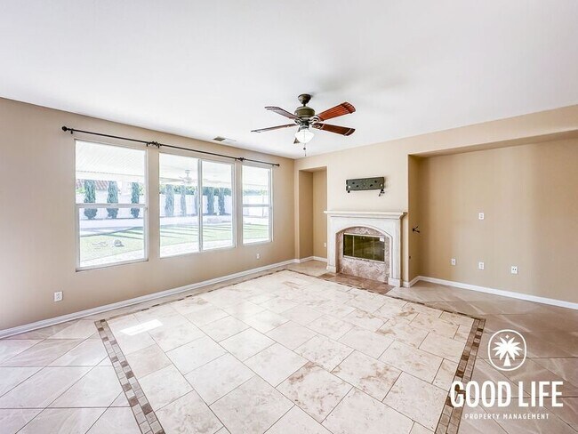 Building Photo - 1074 Moonstone Pl