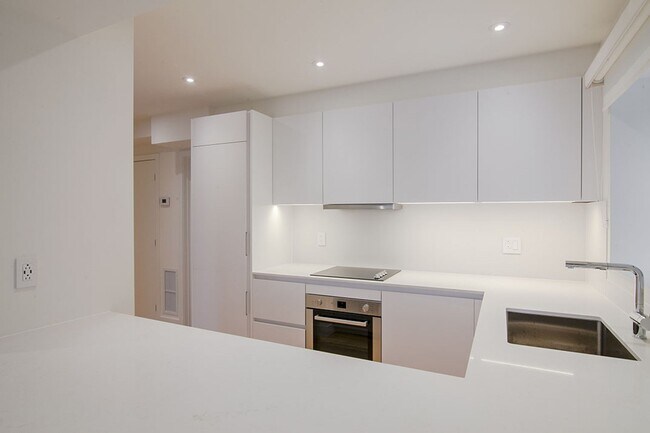Building Photo - 3435 Rue Drummond