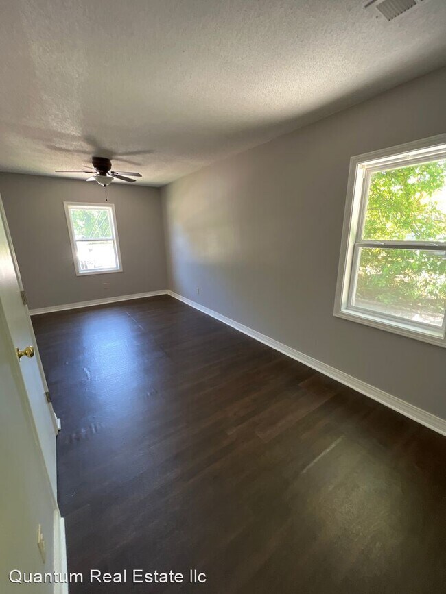 Building Photo - 3 br, 2 bath House - 921 HENRY ST