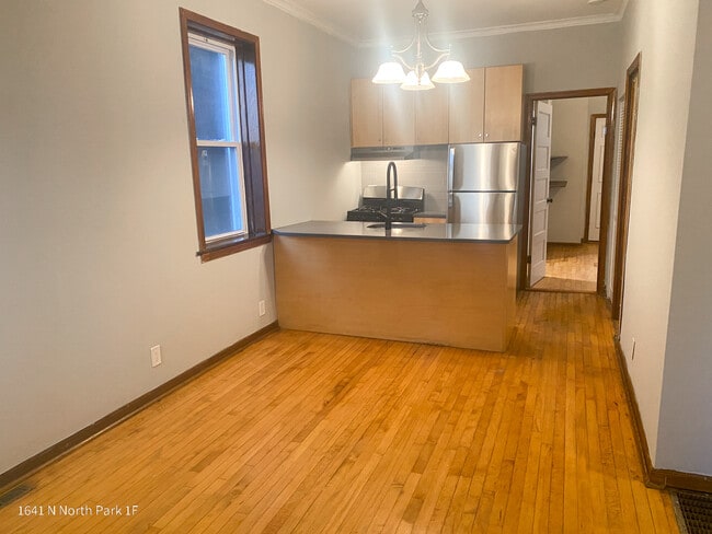 Building Photo - 1641 N North Park Avenue