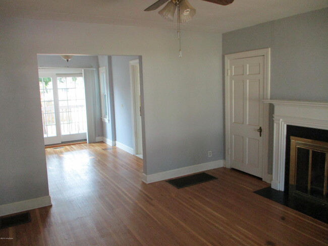 Foto del edificio - 4214 Winchester Rd
