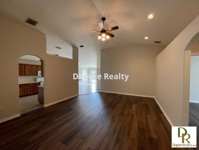Building Photo - Rural Setting - Modern 3 Bedroom, 2 Bath w...