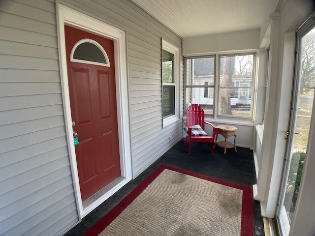Building Photo - Bungalow in West Peoria