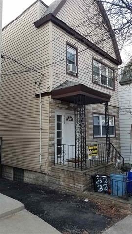 Foto principal - 325 Columbia Ave