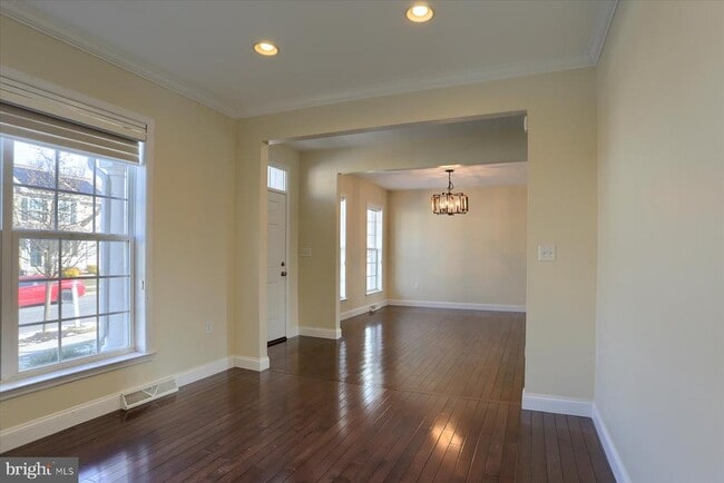 Building Photo - 978 Powder Horn Dr