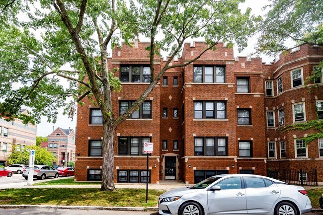 Building Exterior - 5401-5405 S. Drexel  Boulevard