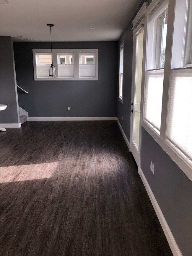Foto del edificio - 1585 Cali Ln