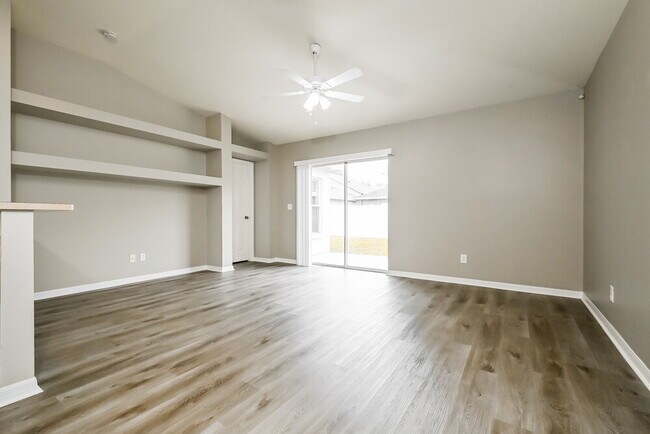 Foto del edificio - 1217 Barclay Wood Dr