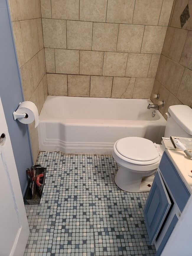 Foto del edificio - 813 Roosevelt St