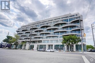 Building Photo - 689-689 The Queensway